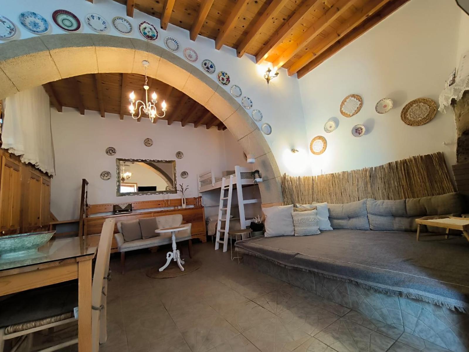 Rustic House Archangelos アルハンゲロス エクステリア 写真